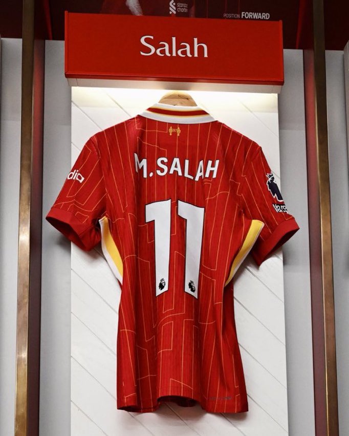 c2ss3's tweet image. رهاني الليله وكل ليلة ❤️