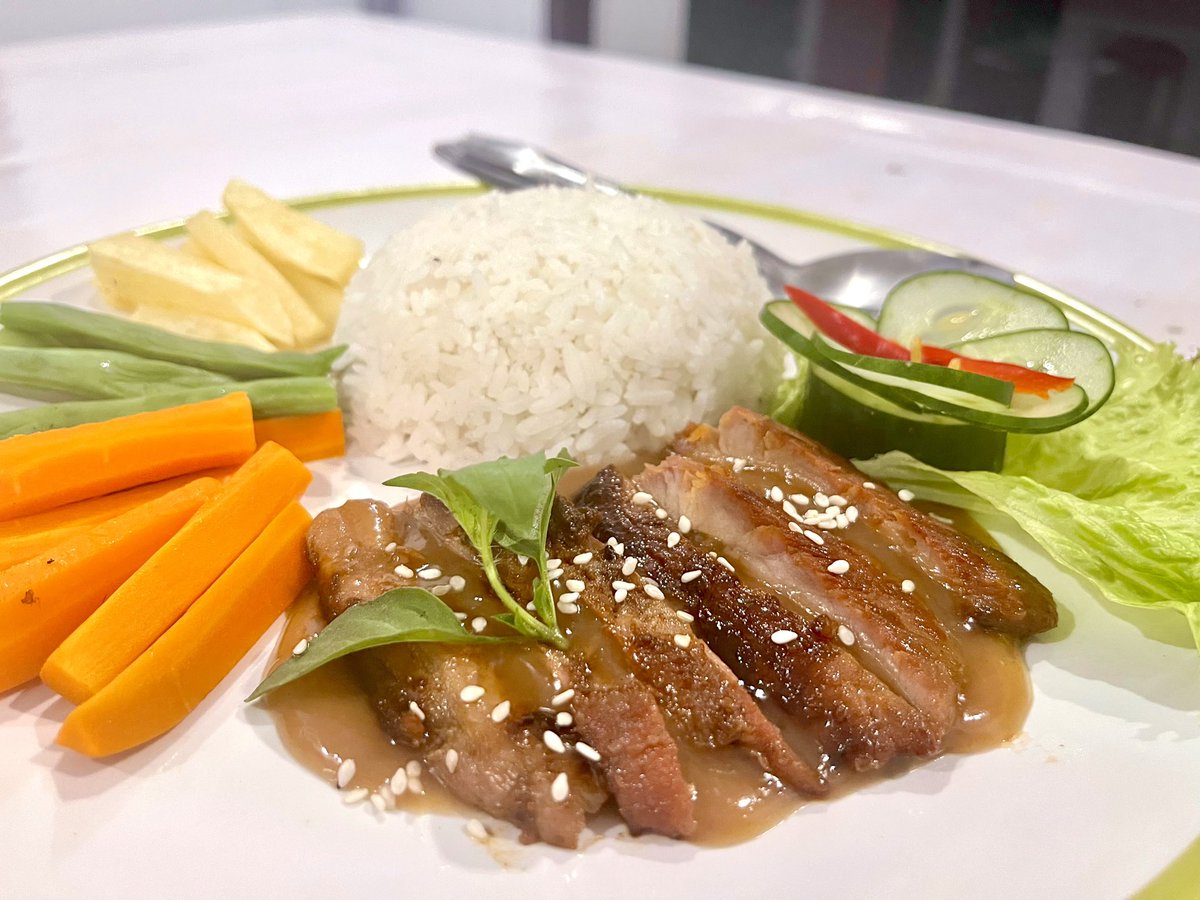 nomadhouse_qc's tweet image. 【特報】食事デリバリープランができました！

ノマドハウスにお住まいの方は、1ヶ月、平日2食、昼と夜、2万円で持ってきてくれるプランができました！

これで、勉強や開発、新サービスづくりなど、ご飯の心配をせずに集中して頂けます！もちろんリラックスでも☺️

ぜひご利用ください！

#ノマド