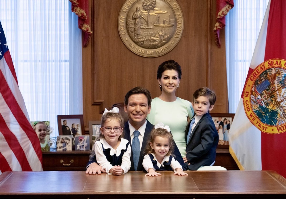 CaseyDeSantis's tweet photo. Happy Birthday, @GovRonDeSantis!  Mamie, Mason, Madison and I love you!  ❤️🎂 https://t.co/avV3NmNaDG
