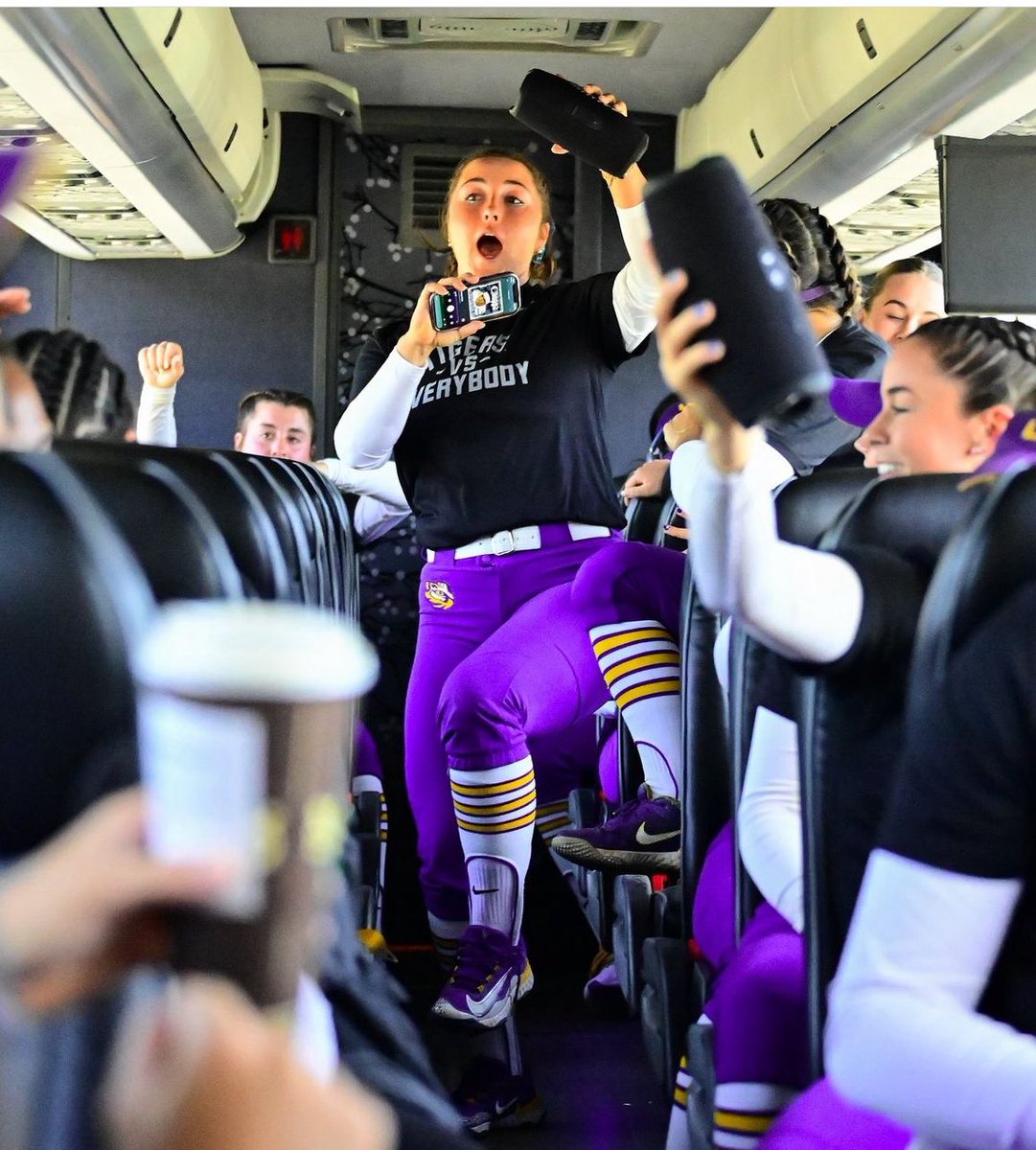 CoachNealPT's tweet image. Hashtag Winning 
Hashtag While Having Fun 
Hashtag LSU