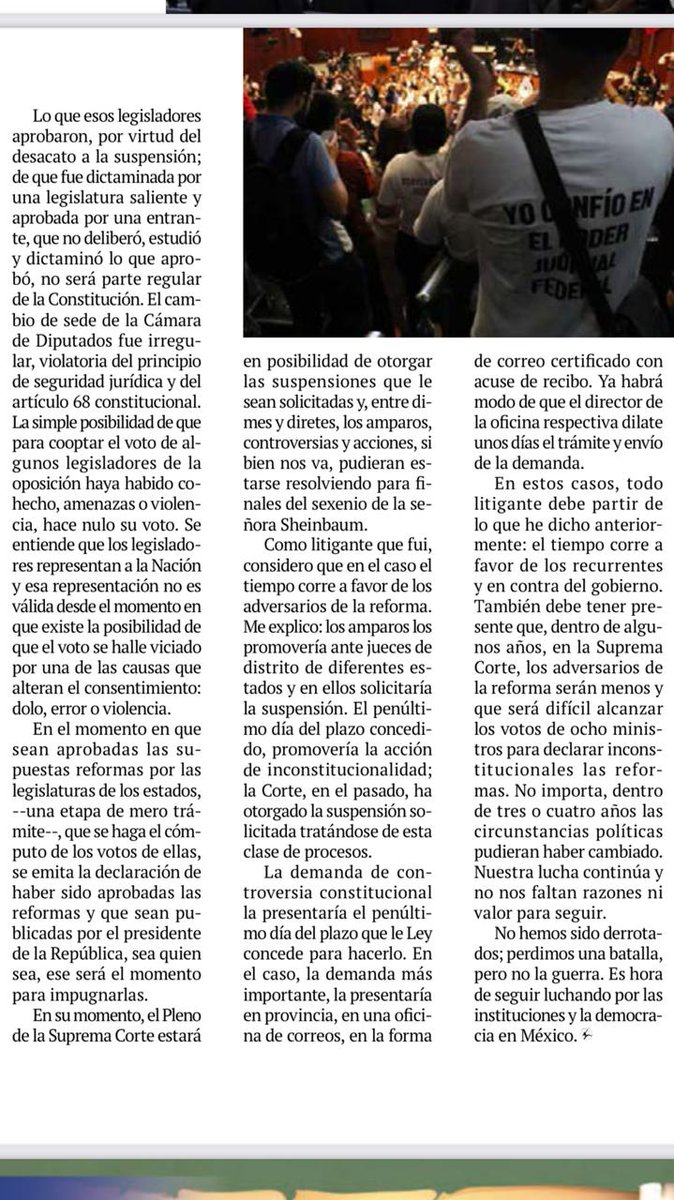 LibresX_IJ's tweet photo. "No hemos sido derrotados; perdimos una batalla pero no la guerra. Es hora de seguir luchando por las instituciones y la democracia en México." El maestro Elisur Arteaga Nava en pie de lucha junto a la comunidad #ELD. #ELDconPJF #SinJusticiaNoHayFuturo #RevistaSiempre https://t.co/z5fyaQk8hV