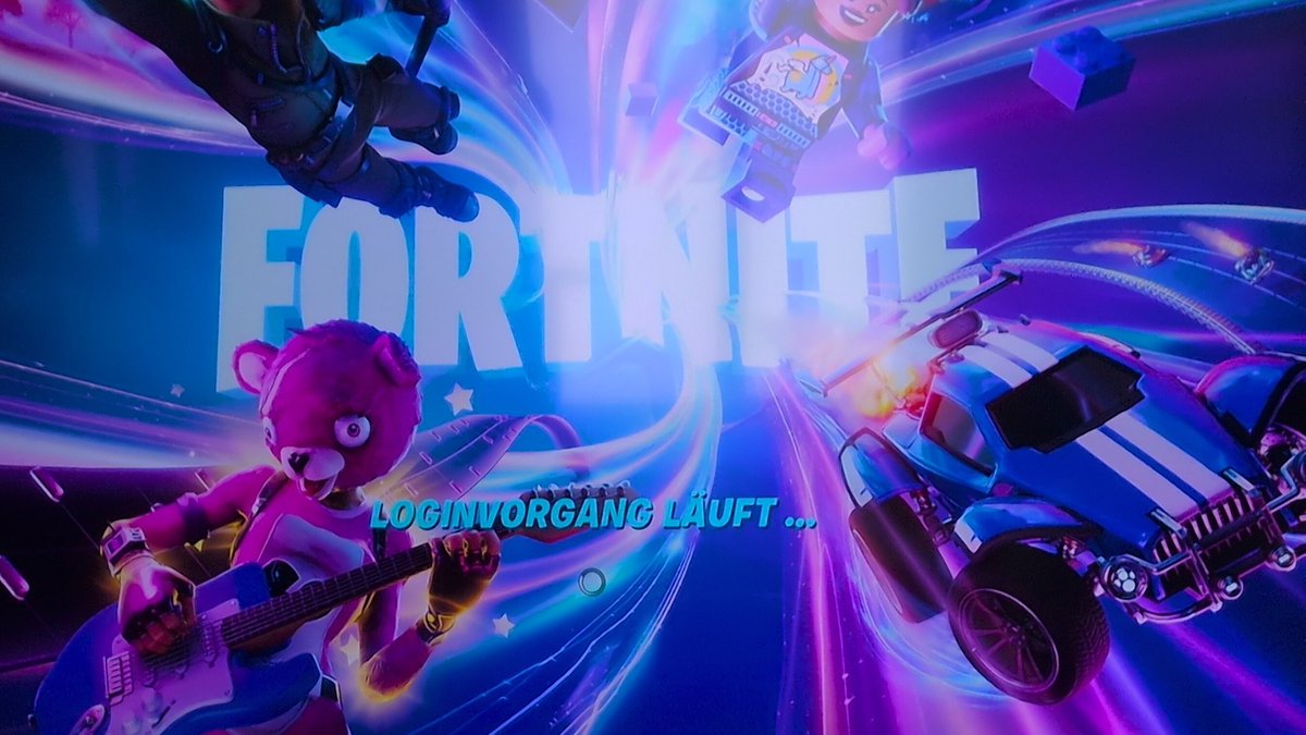 MrMeow666's tweet photo. @FortniteStatus Yo, game doesn't start. Newest version is installed. Restarting the game didn't help. https://t.co/BxqEJ4562L