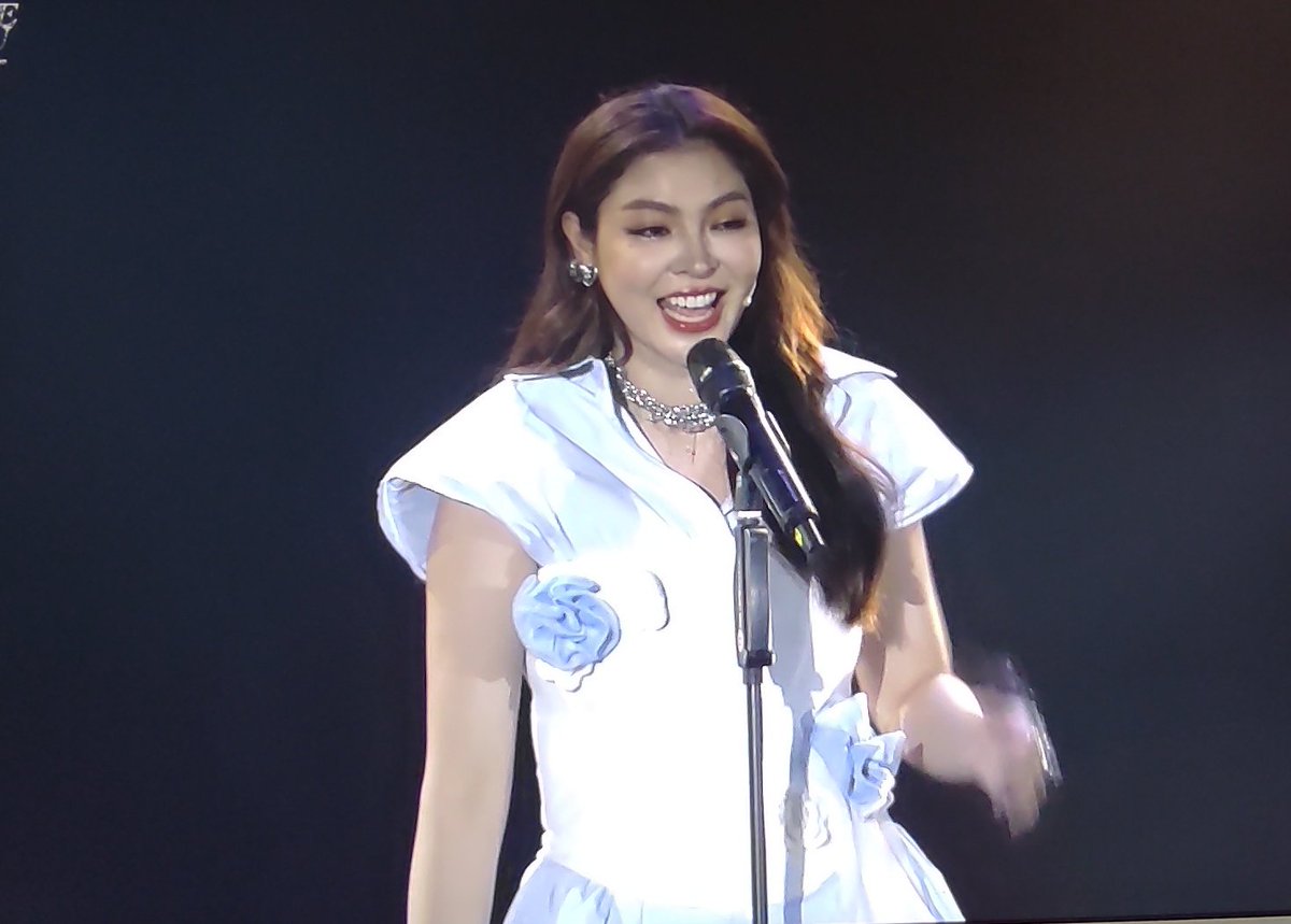 Fayes_sunflower's tweet photo. You are the one 🫰🏽💕 #FayeYoko1stFanMeetInTH https://t.co/YRDn0uimr1