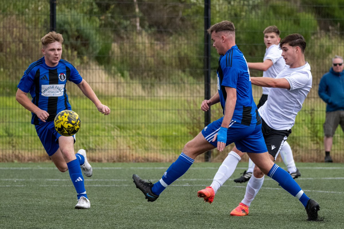 MackiePhotos's tweet photo. Keep on forgetting about this page...up in Inverness today for the @ClachReserves vs @StDuthusFC game in the @NorthCaleyFA.  The visitor currently lead at halftime by a single goal. #NorthCaley #NCFA https://t.co/cF2XsoRoiQ