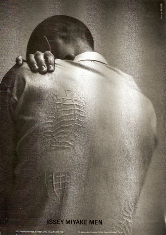 _joulian_'s tweet photo. Issey Miyake
SS 1995 https://t.co/TLKaHxlLzp