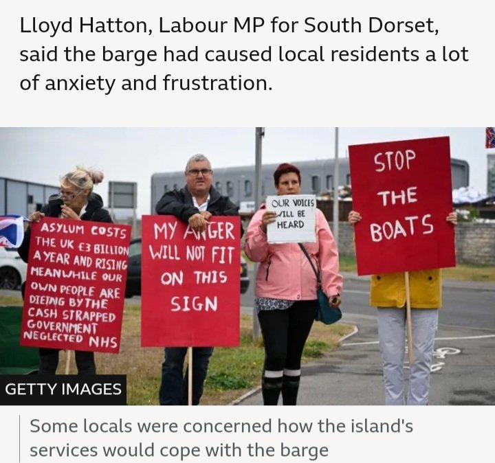 imowme's tweet image. There's so much going on in this photo. I don't know where to start. 🙄😂