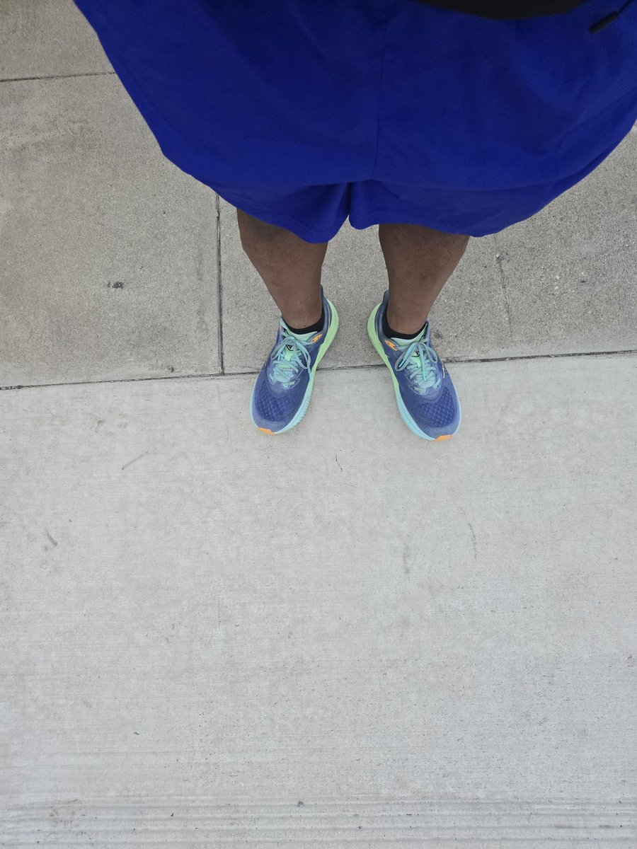 blu_ray381's tweet image. Hey Paisanos! It's The Super Mario Bros Super Show! *hits theme* 🏃🏿‍♂️
#6AMRun