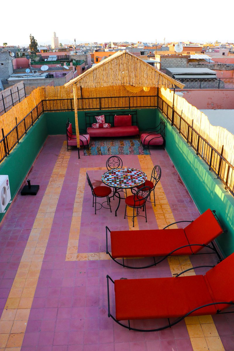 BizetMichael's tweet photo. Nos magnifiques Appartements des Gazelles au cœur de la médina de Marrakech ☺️🌴

Une vue imprenable sur la koutoubia , une immersion au coeur des souks 🕌
#Marrakech

Info/ resa : +33 6 25 94 10 64 / +212 610‑818874 https://t.co/8bdlwCfEz6