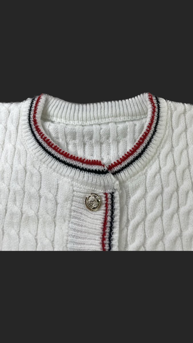 mcflurryluvv's tweet photo. @ohmy_beautybank cardigan gemeyku bahannya tebel pol 100rb ajaa🥹🥹 https://t.co/V5fXH15f3k