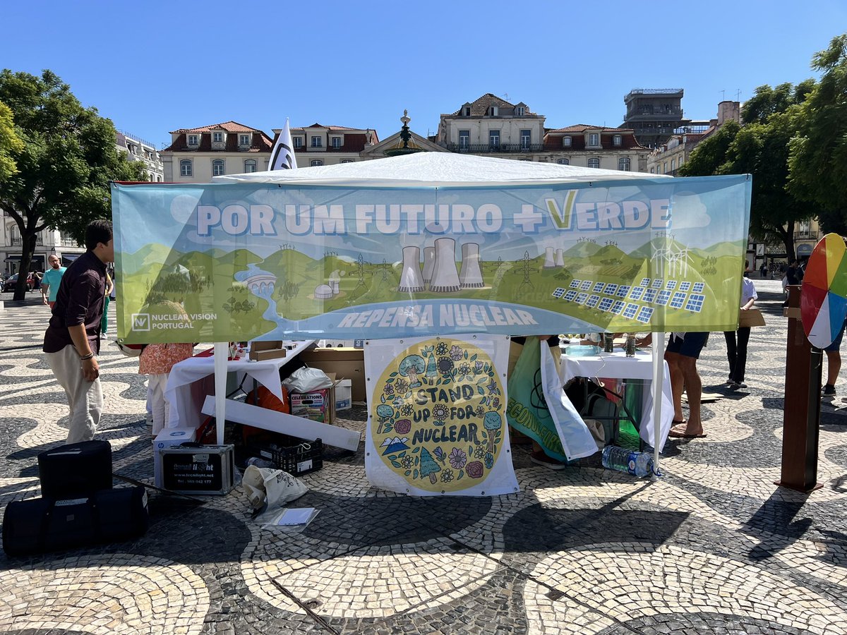 Stand up for nuclear in Portugal is underway! 

It’s time to #rethinknuclear!