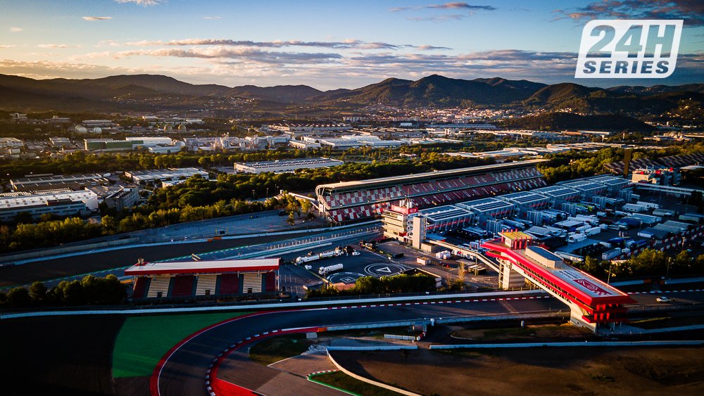 24HSERIES's tweet photo. #24HSERIES | 4 hrs done!

1 @OptimumMSport (4)
2 #E2PRacing (90)
3 #Herberth (91)
4 @SaintelocRacing (18)
5 @RedCamelRacing (9)

Results (https://t.co/l3iU23x7Mn) and per class (https://t.co/2EdbKe8x6g)

#24hBCN https://t.co/DTdkVyM3Mj