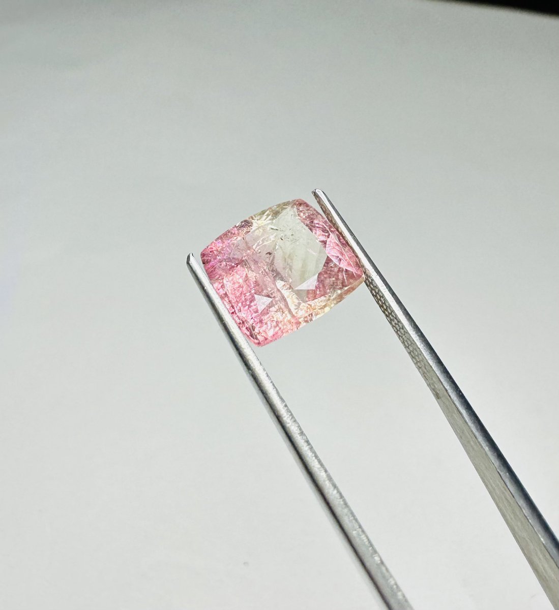 MohammedHa1681's tweet image. 10x10mm 天然バイカラートルマリンクッション 4カラットの宝石。

最近 Etsy ショップに追加しました🤩
タップして表示して購入👇

hayatgems.etsy.com/listing/178024…

#gemstonecollection  #gemstonejewelry