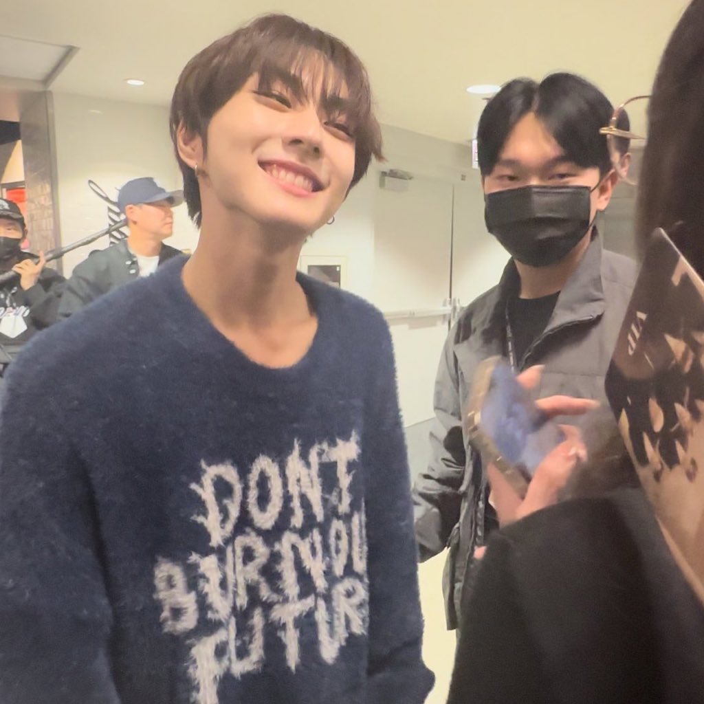 “jungwon I'm  
so proud of u”                        thank u ( ◝‿◜ ) 💕