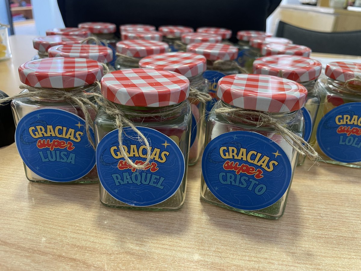 Minerva VelĂĄzquez (@minerva_vt) on Twitter photo A personalized gift for each of the housekeeping team staff today on our last day of the #Housekeepingweek #RoyalSunsetBeachClub gracias por su trabajo dĂa a dĂa đđŒ <a href="/Marga_MartinH/">Margarita Martin</a> <a href="/MercisDominguez/">Mercedes</a> <a href="/Marta02167/">Marta</a> <a href="/EmmaJayneWoodie/">Emma Wood</a> <a href="/RuthMcgowan_/">Ruth Mcgowan</a> <a href="/ClaudiaGMorell/">Claudia GarcĂa</a> <a href="/Carlota_Pkent/">Carlota</a> #OneTeam A personalized gift for each of the housekeeping team staff today on our last day of the #Housekeepingweek #RoyalSunsetBeachClub gracias por su trabajo dĂa a dĂa đđŒ <a href="/Marga_MartinH/">Margarita Martin</a> <a href="/MercisDominguez/">Mercedes</a> <a href="/Marta02167/">Marta</a> <a href="/EmmaJayneWoodie/">Emma Wood</a> <a href="/RuthMcgowan_/">Ruth Mcgowan</a> <a href="/ClaudiaGMorell/">Claudia GarcĂa</a> <a href="/Carlota_Pkent/">Carlota</a> #OneTeam