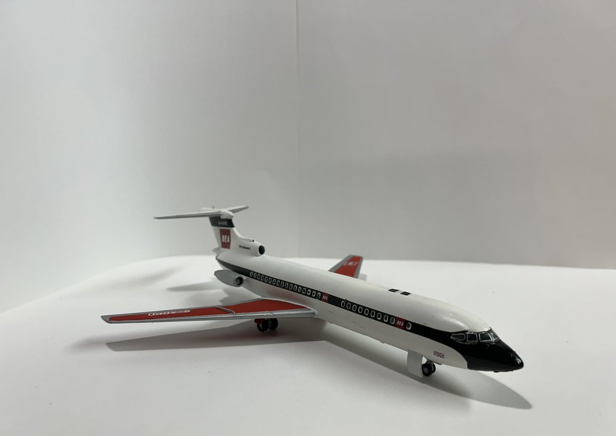 CatoAngery's tweet photo. Airfix 1/144 Hawker Siddeley Trident. Cant beat the looks of those 60s jets. Last pic for contrast. https://t.co/9YP1fiIauZ