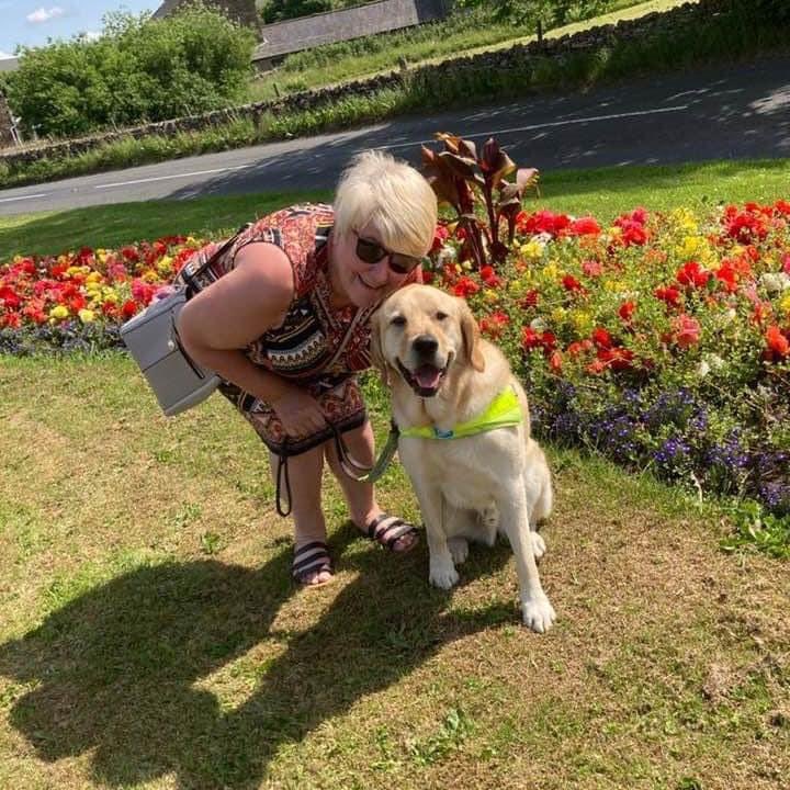 myolliethe_GD's tweet image. With sadness i right this!

Carlo’s been ill for months as you know, so he’s retiring. He’s chronically ill and it won’t change. After talks with #GuideDogs and specialist it’s for the best for us both. 

Thanks Carlo for your hard work. Paws up with Ollie now. Loved 4 ever!😢♥️
