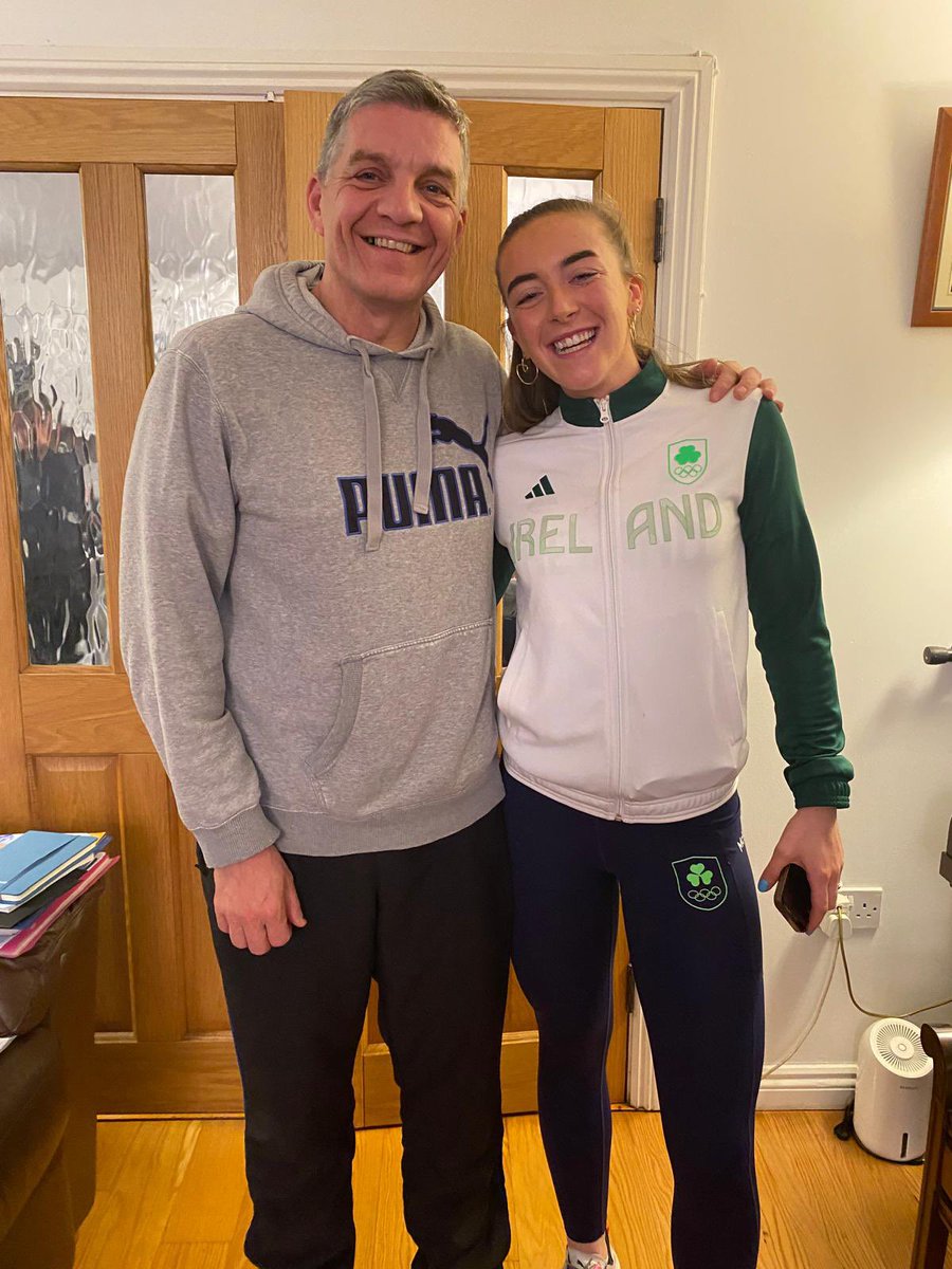 ursulinesligo's tweet photo. Is it just us or does Mr. McIntyre look a little nervous after challenging a certain Olympian to a race?? #outofyourdepth #athletics #paris2024 #pastpupil @lecheiletrust1 https://t.co/JmfJz39yrP