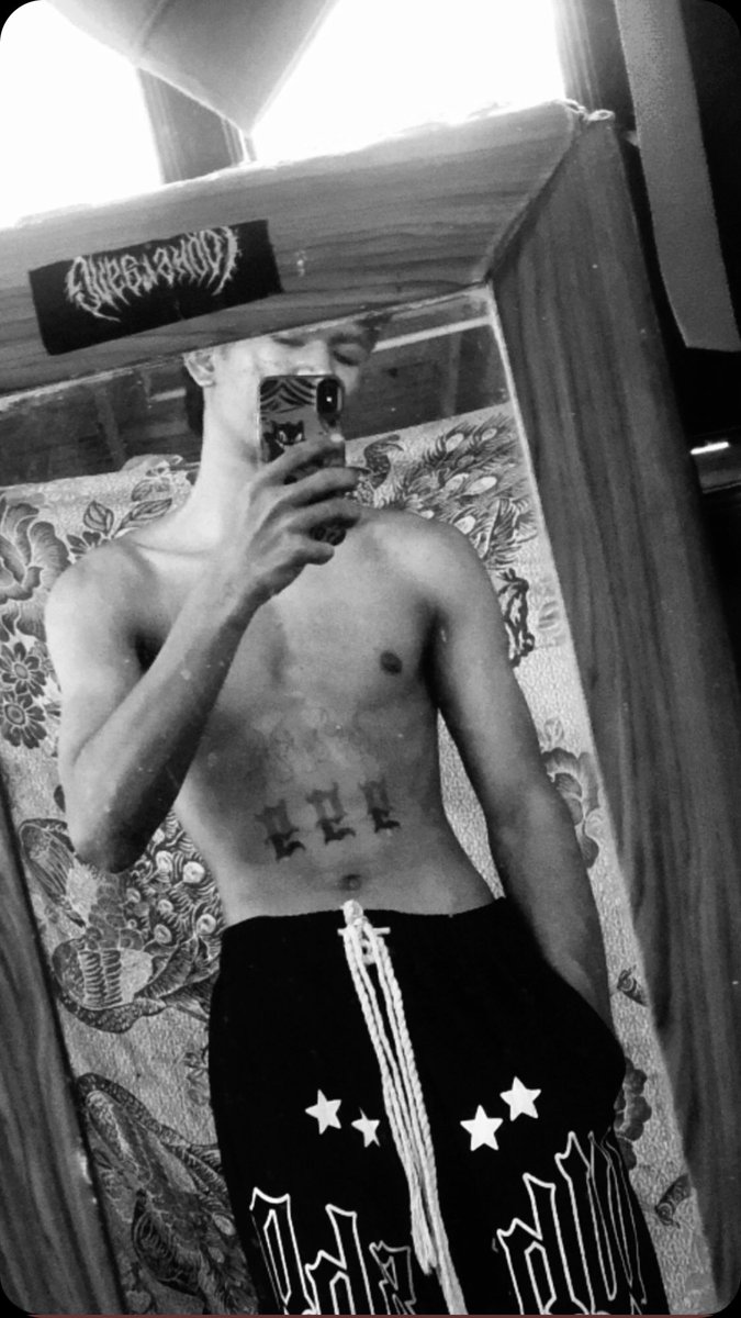 Am🤵🏽 tweet media