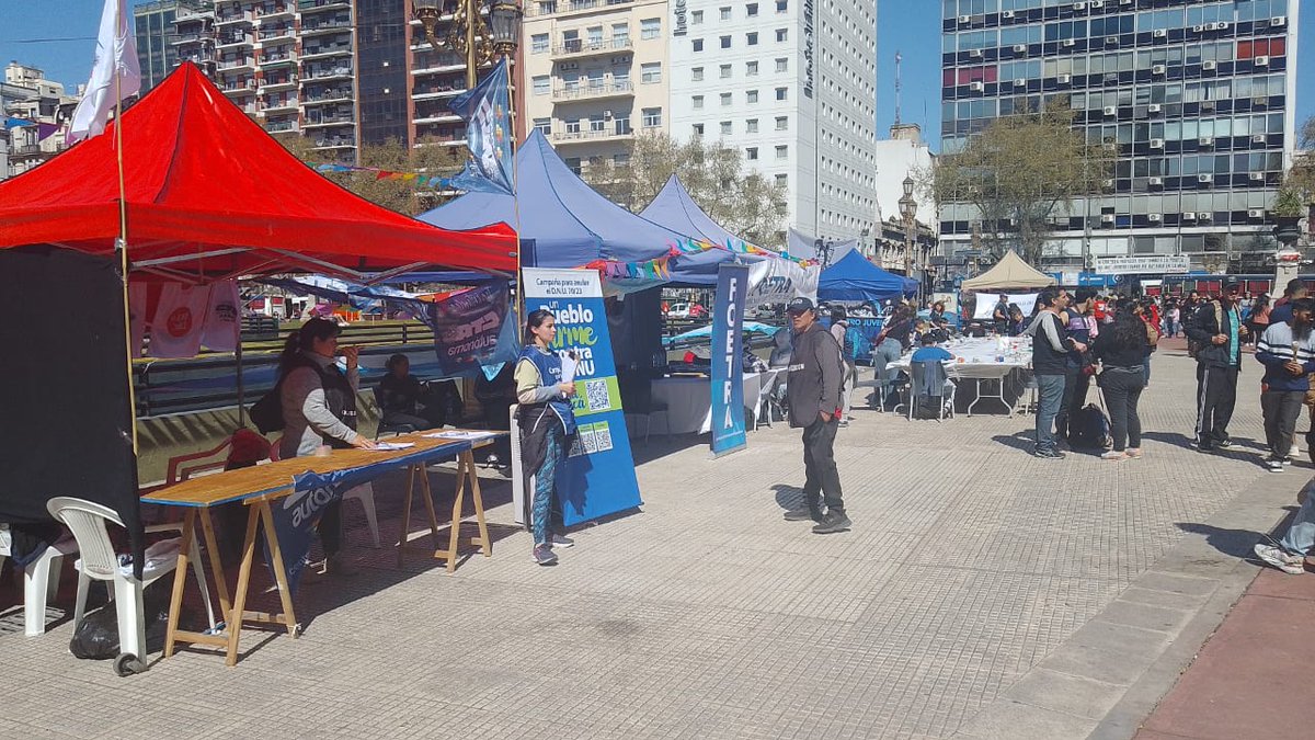 Encuentro de Niñez frente al Congreso Nacional #NoAlDNU