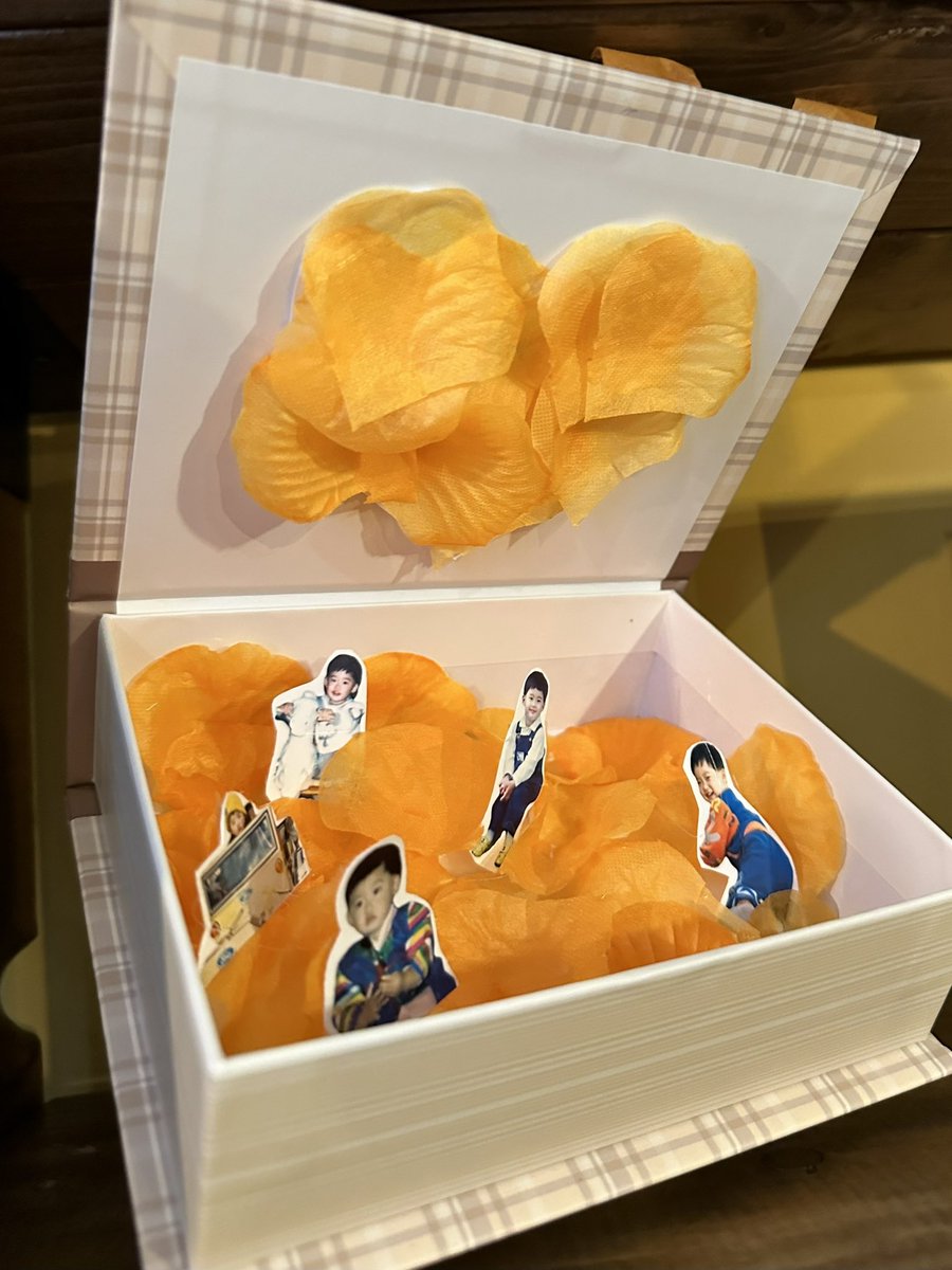 89raccy's tweet photo. cafe Orange☕️🧡

Happy Jongsuk Day仕様の装飾とっても可愛かったし、オレンジが乗ったチーズケーキ甘過ぎなくて美味しかったです🍊🧀

@cafe_orange_ 
#イジョンソク #LeeJongSuk #이종석 #JKfansoloJapan https://t.co/r9HL9B6HN8