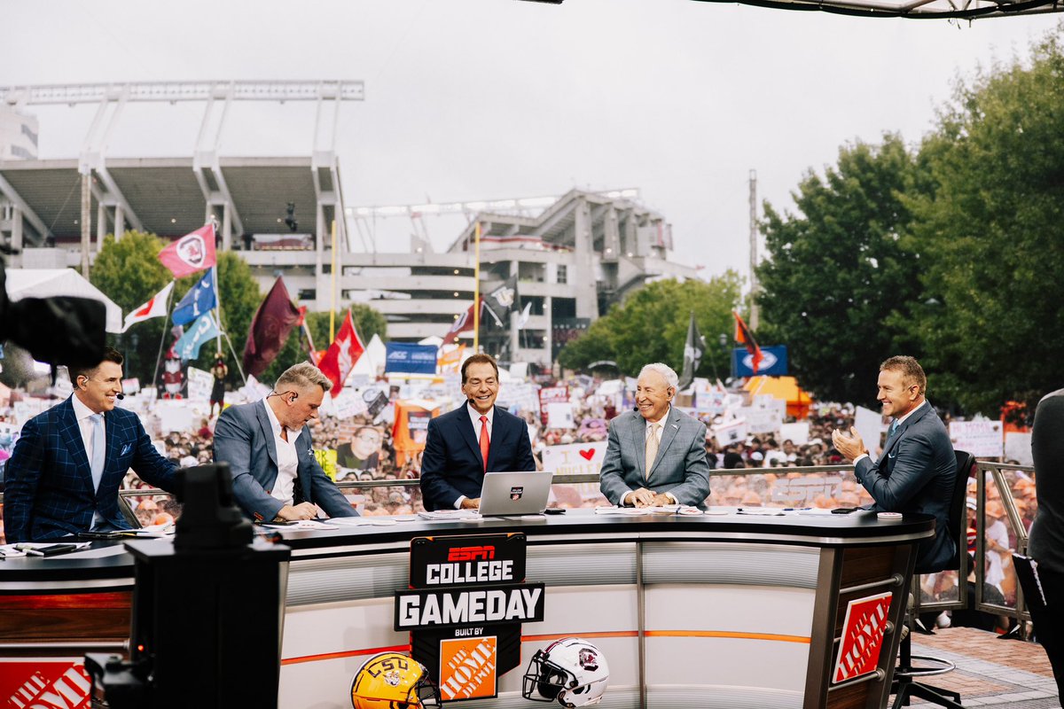 University of South Carolina tweet media