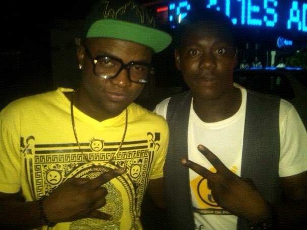 Timmyfrenzy's tweet photo. ⁦@youngskales⁩ i respect you a lot especially from the moment i had this picture with you…You should make up with ⁦⁦@wizkidayo⁩ not the other way around because i am solidly behind ⁦⁦@Wizkidgives⁩ Nor turn yourself to moroboi oh ⁦@instablog9ja⁩ . https://t.co/wy1GoWTPw2