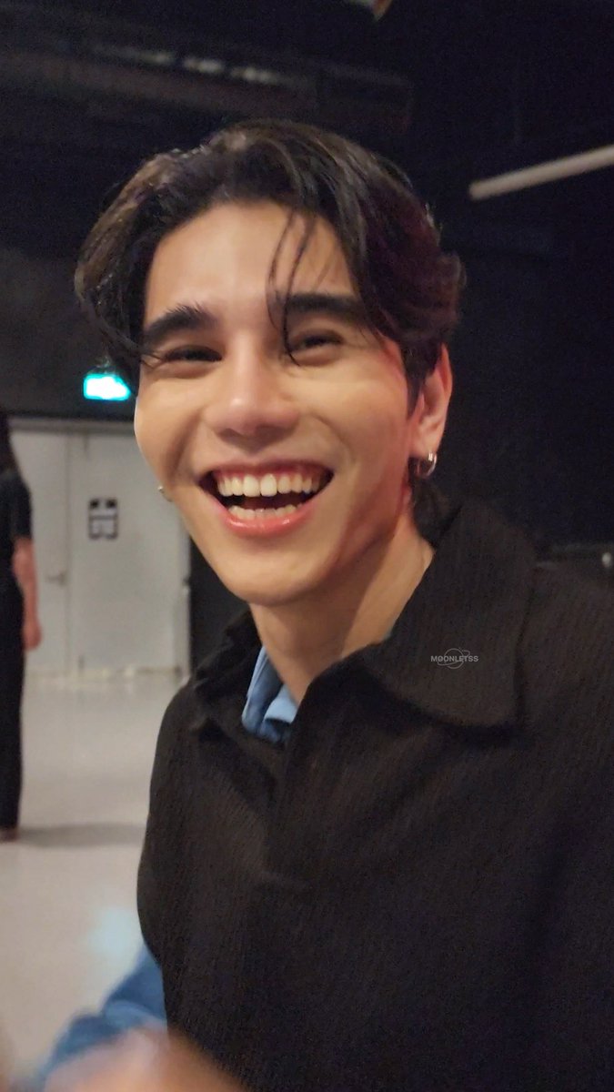 น่ารักใจจะแตก 😭😭😭

#JeffSaturSS8Kaohsiung
꒰ <a href="/jeffsatur/">𝗝 𝗘 𝗙 𝗙 𝗦 𝗔 𝗧 𝗨 𝗥 (罗杰夫)</a> #jeffsatur ꒱ ⁺◟⟡