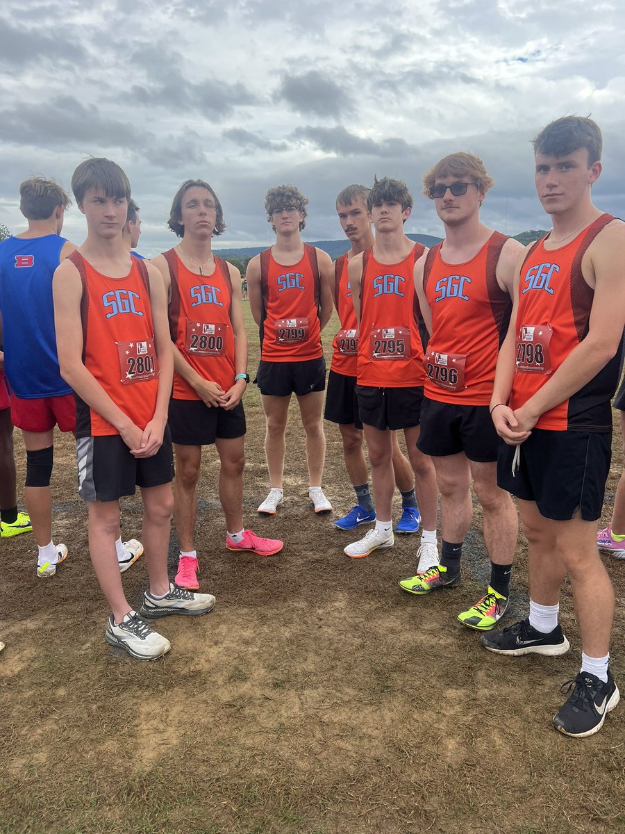 The boys are about to compete against almost 600 other runners! Let’s go Hornets! #SouthernShowcase