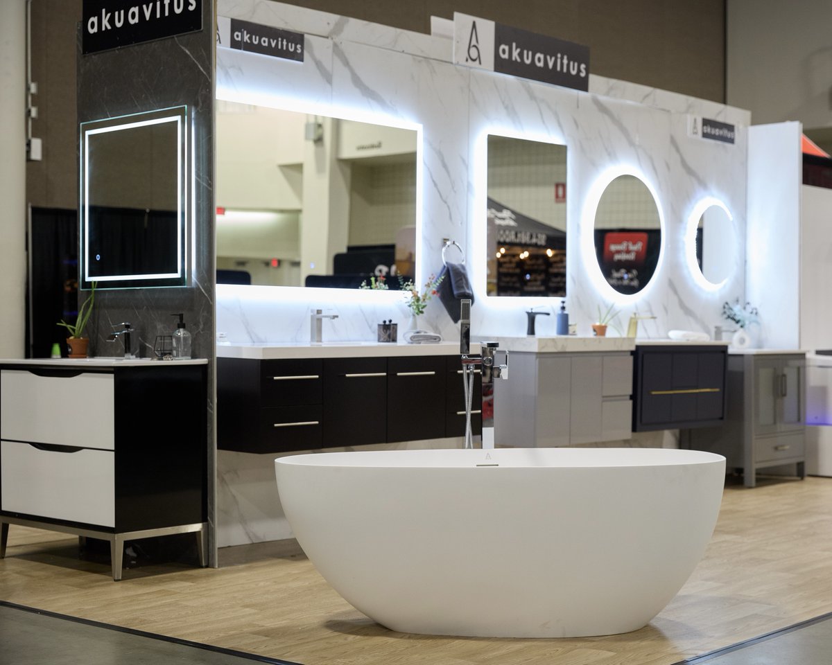 FLHomeShows's tweet image. Recap from the unforgettable Fort Lauderdale Home Show! 🌴✨

Thousands left with fresh ideas and connections for their spaces. Missed it? Don’t worry—join us at the Miami Home Show, Oct 18-20, for even more inspiration! 🏠 #HomeShow #Design