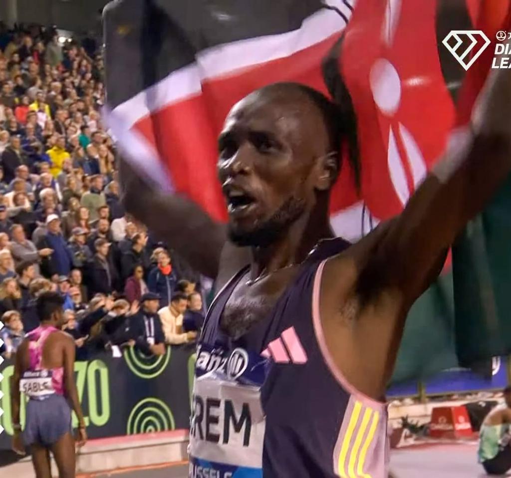 Decokims's tweet photo. Impressed with one Amos serem on winning the 3000m steeplechase, thereafter he did the Ezekiel kemboi Emily jepchumba dance. 

Hopefully he will bring back the 123 finish and make the entire kenya 🇰🇪 dance 

Hopefully he brings back glory to our flag. 

Kudos! Salue!! https://t.co/s9igKcHCjR