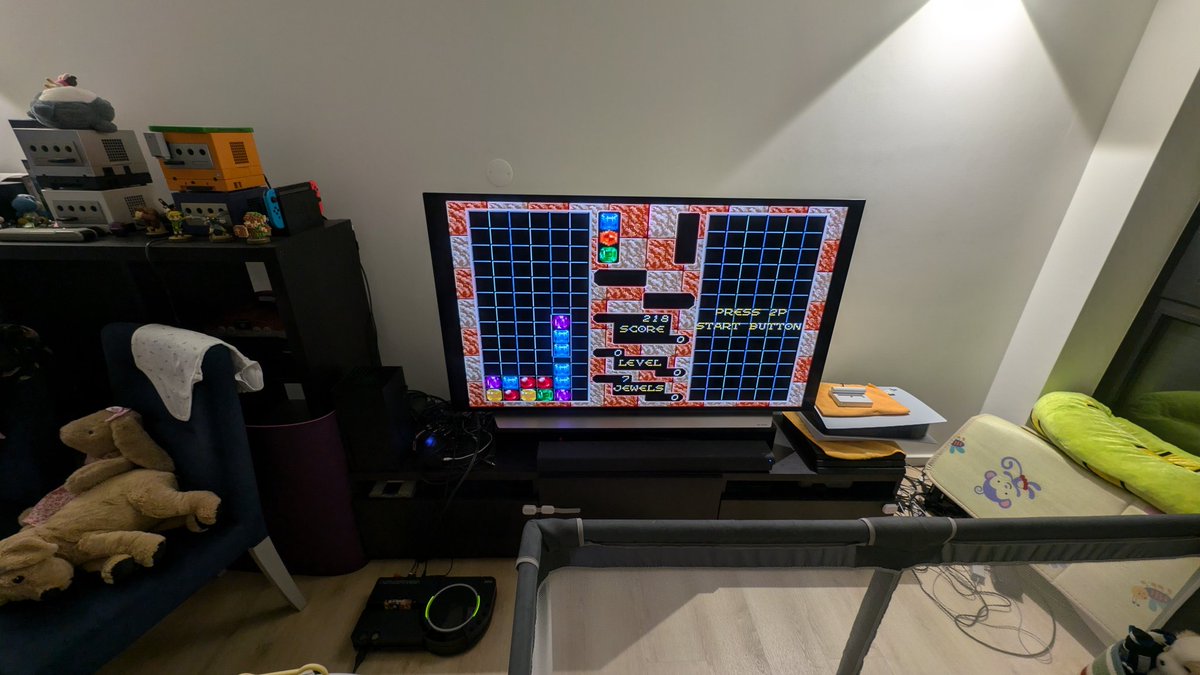 hitmanmcc's tweet photo. However... What is this I spy with my little eye? The mega drive side has become functional!
I don't think this had anything to do with today's recap. Probably tied to the Deoxit applied to the cartridge connector recently. #RETROGAMING #MegaDrive #Wondermega #restoration #repair https://t.co/tWmCkojSW5