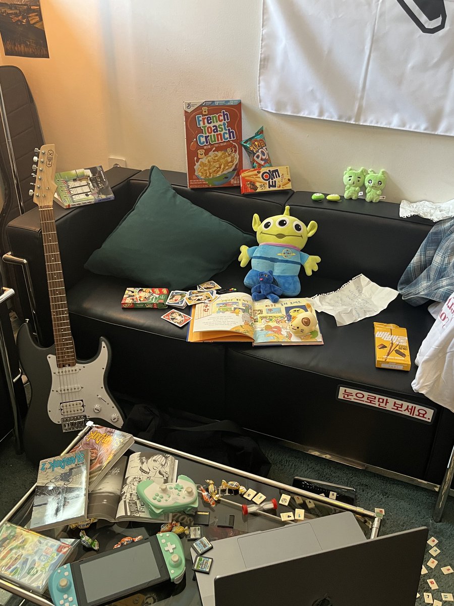 우리 람냥이들 생일 축하합니다 ~~~ 🫶🫶
음료가 친절하고 람냥이가 맛있어요

#안농_지구_정복을_하러왔소
#지구침략_1415번째