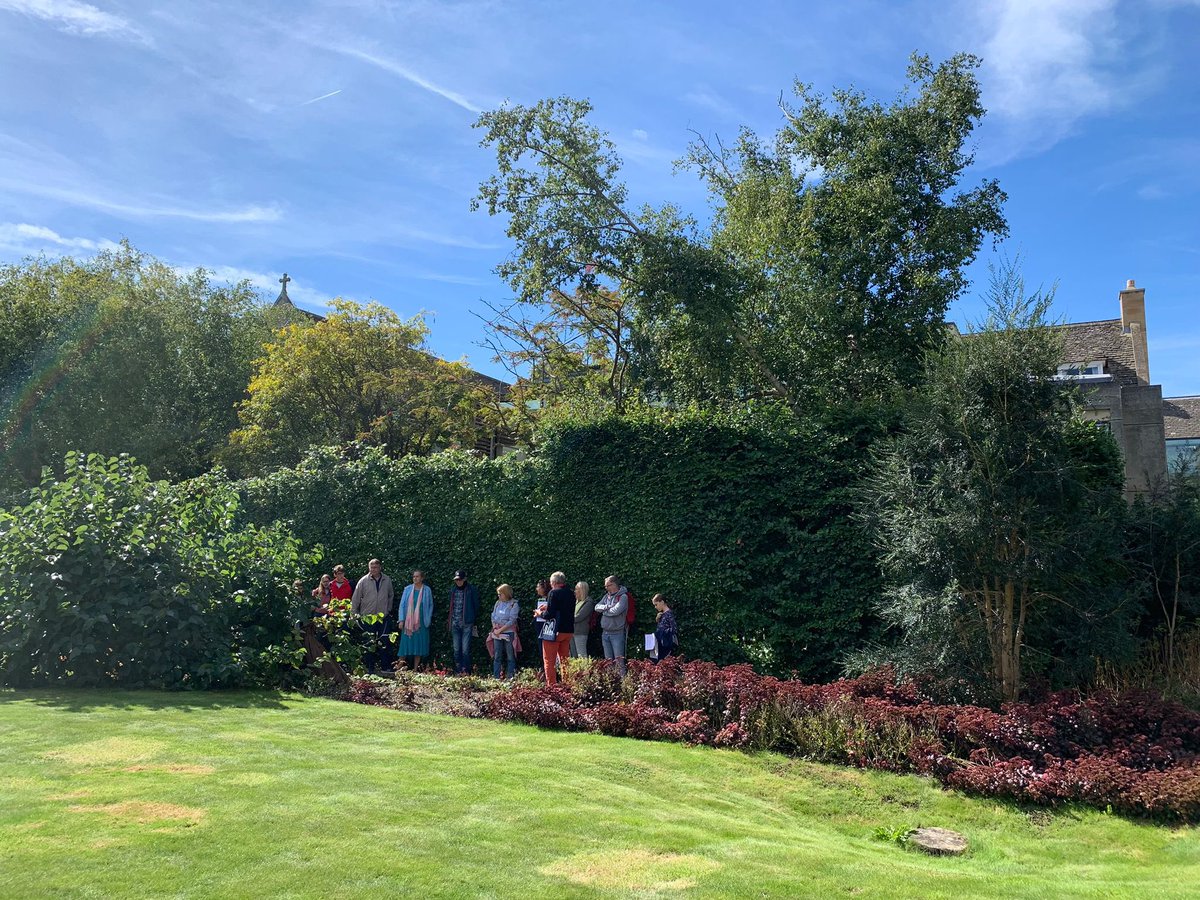 LearAssociates's tweet photo. Pleased to be among the crowds @StJohnsOx leading garden tours #OxfordOpenDoors 2024 and launching a tree trail! https://t.co/JEFeTwCybI
