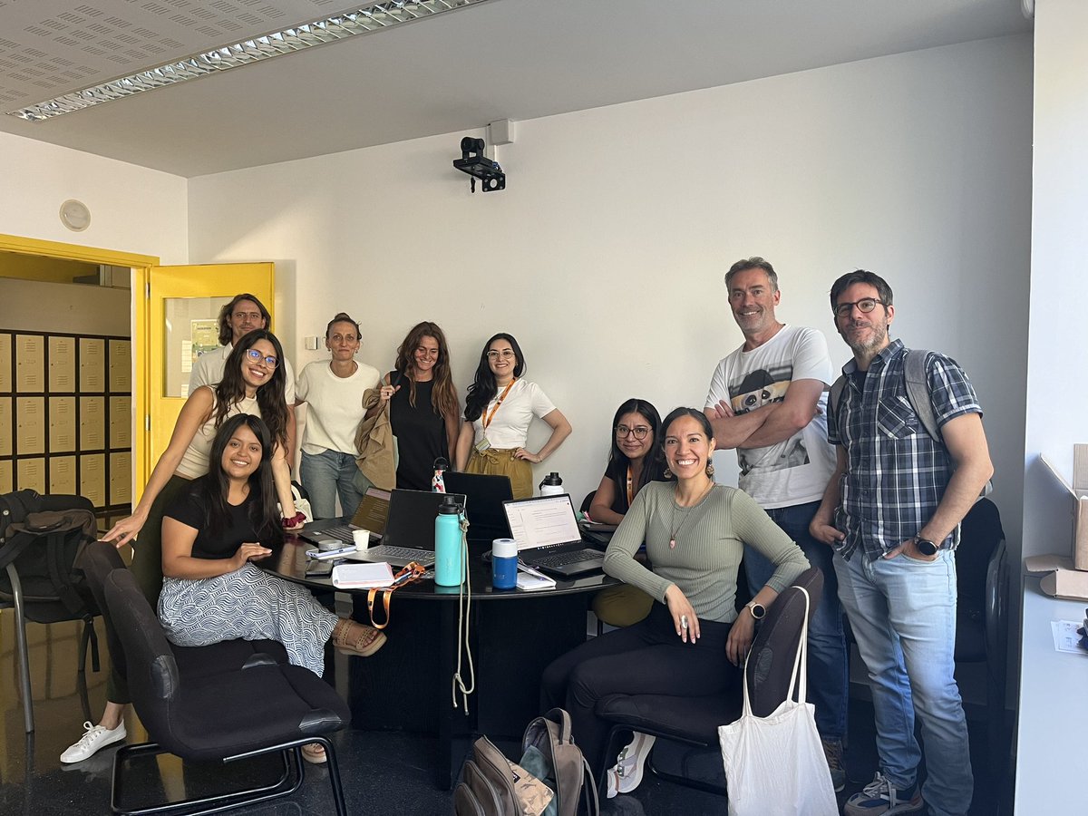 Lequia &amp; friends dandolo todo al #hackathon #cassiniEU en Castelldefels, amb el suport de #càtedras <a href="/INCIBE/">INCIBE</a> #cyberH2O <a href="/InterUdG/">UdG International</a> La gestió ambiental vista des del satèl•lit