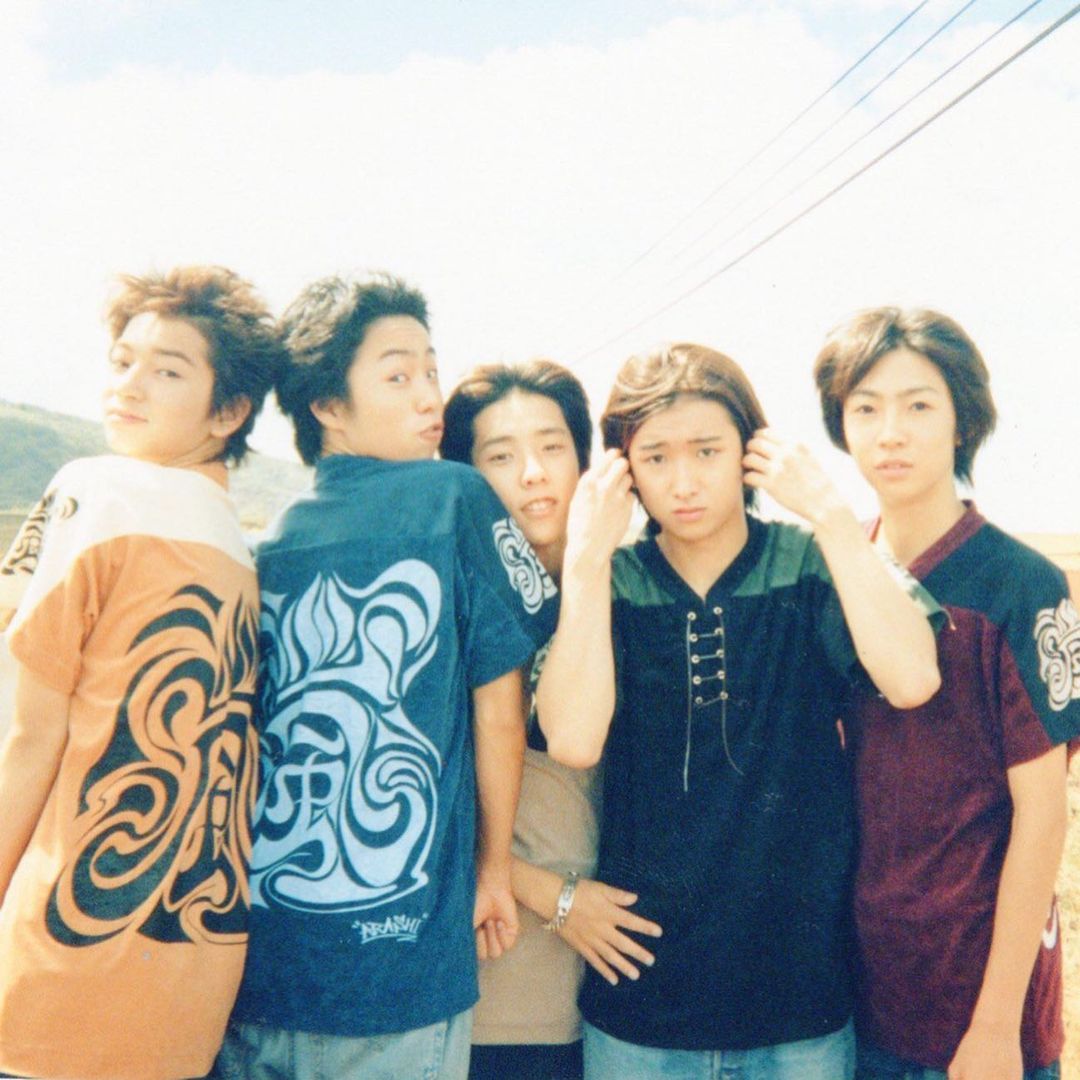 mi_5ha's tweet photo. 嵐、結成日おめでとう🎉🎉🎉🎉🎉
たくさんの幸せをありがとう！
いつまでも5人が笑顔で過ごせますように。
#嵐結成日 https://t.co/GTidVPb7Jt