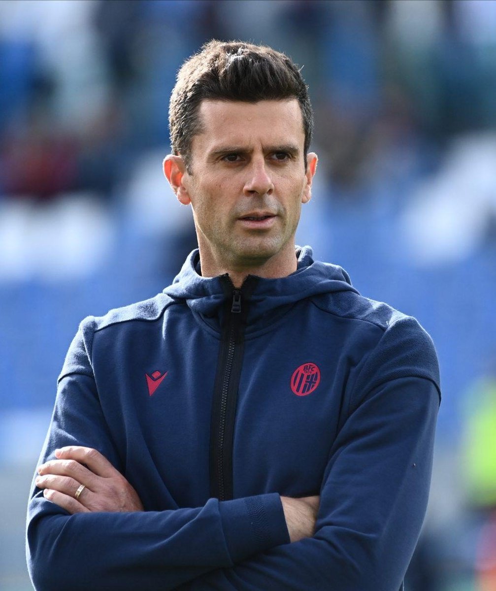 _FinalWhistle__'s tweet photo. Il Bologna di inizio stagione è l'ennesima riprova di quanto sia determinante il ruolo dell'allenatore nel gioco del calcio.
#Bologna #Italiano #ThiagoMotta #Fabregas #Como #ComoBologna #Cutrone #Castro #Juventus https://t.co/c6TTMYlCl4