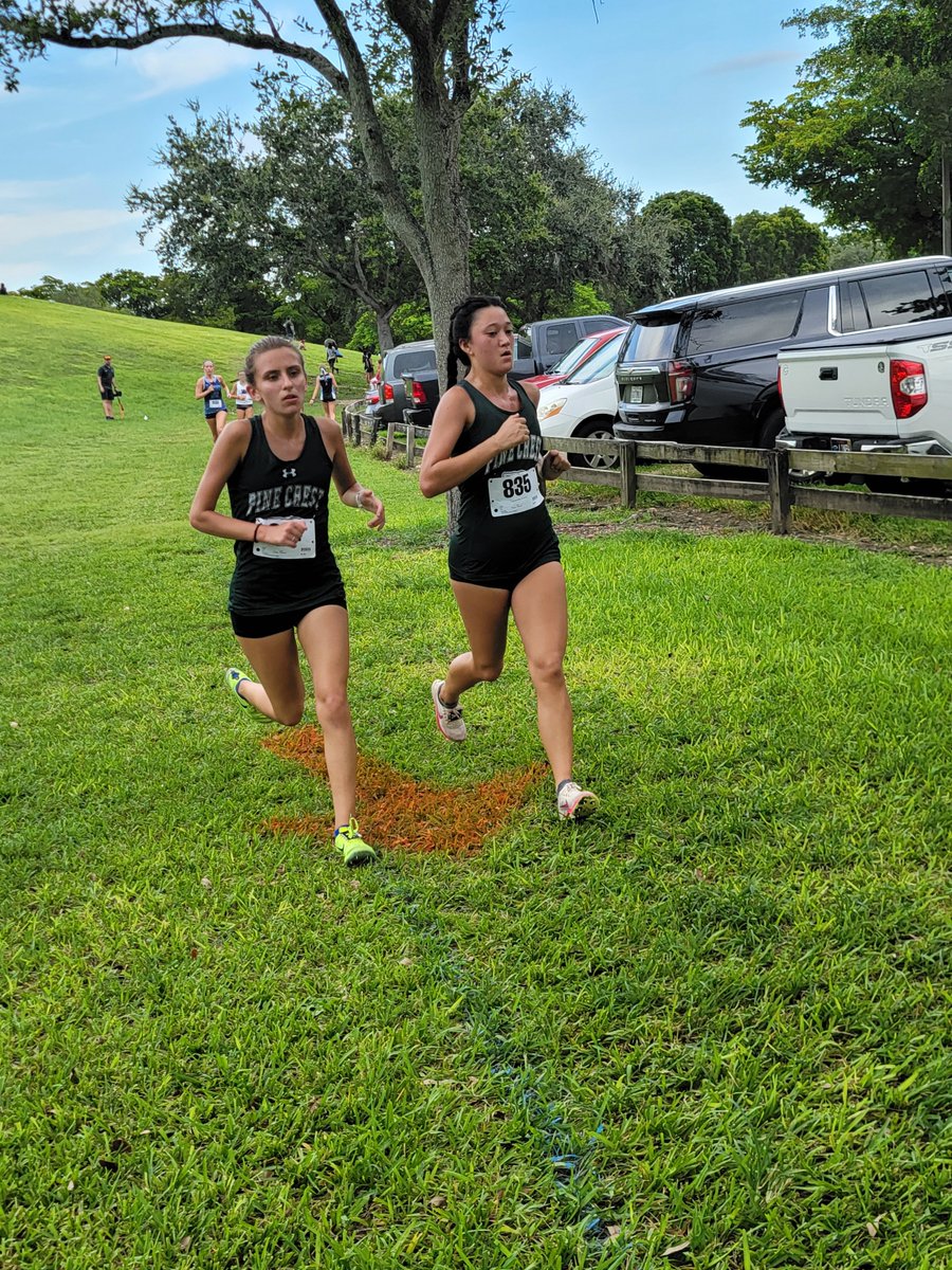 pinecresttrack's tweet image. Girls finished 3rd at King of the Hill in Miami!  Led by Emma Supple, 11th in 21:28 &amp;amp; Lila Feeley, 13th in 21:33.  Unfortunately lightning canceled the boys race.  Spanish River Invite next week! #PCXCountry #PCTrack #PCAthletics #PCPanthers #PCAlumni