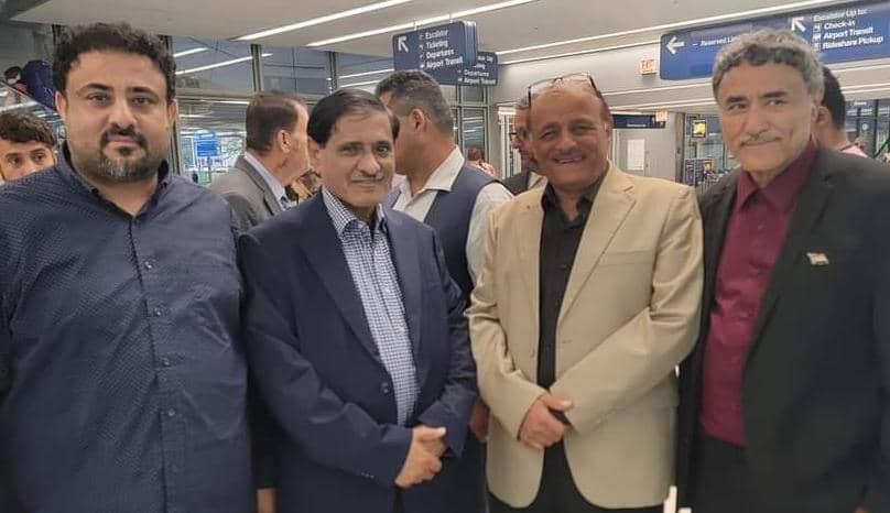 حضرموت اختارته رمزاً يمثلها في كل المراحل والمحافل بعد أن أثبت جدارته وصدق وطنيته وحبه لها فلا يمكن اليوم أن تقبل بتهميشه في أي أمر ومسعى أو مخرجات سياسية من أي طرف كائناً من كان.
#حضرموت_بحاجة_البحسني