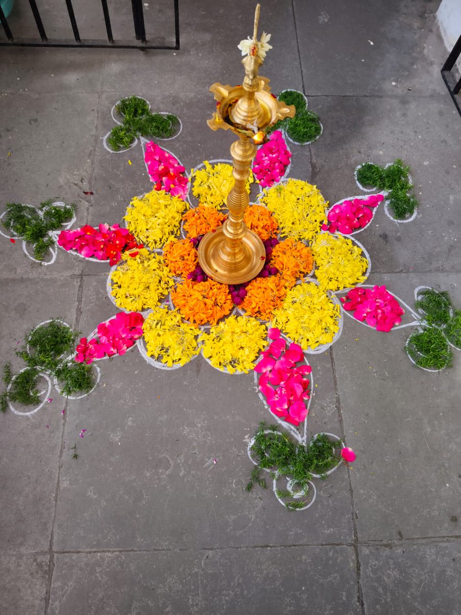 innokaiz_india's tweet image. Join us in celebrating Onam, the cherished harvest festival of Kerala, at Innokaiz India Limited! This vibrant festival signifies prosperity, unity, and cultural richness.#sukumarbalakrishnan #innokaiz #ishop #retailsales #homeappliances #OnamCelebration