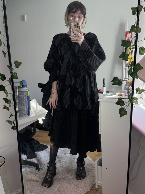 Watch Claire Gemini ♊🔞's leaked NSFW photo on TwXstars