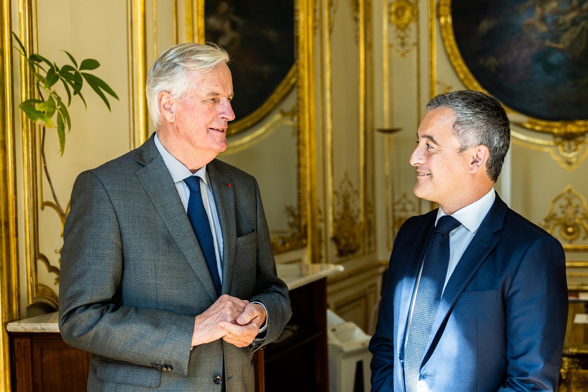 Michel Barnier (@michelbarnier) on Twitter photo Cher <a href="/GDarmanin/">Gérald DARMANIN</a>, je veux vous dire merci. Et, à travers vous, l'ensemble de nos forces de secours et de sécurité.
Le succès des Jeux de #Paris2024 est indéniable. Le monde entier nous le dit. Par leur engagement et leur dévouement, nos sapeurs-pompiers, policiers, gendarmes, Cher <a href="/GDarmanin/">Gérald DARMANIN</a>, je veux vous dire merci. Et, à travers vous, l'ensemble de nos forces de secours et de sécurité.
Le succès des Jeux de #Paris2024 est indéniable. Le monde entier nous le dit. Par leur engagement et leur dévouement, nos sapeurs-pompiers, policiers, gendarmes,