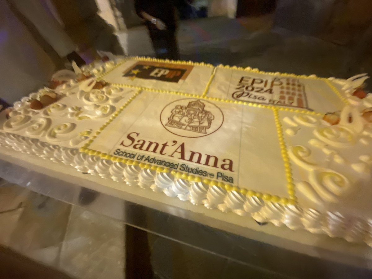 LawTechGadget's tweet photo. Many thanks to @CaterinaSganga & team for hosting an unforgettable #EPIP24 conference. From the excellent papers & sessions to a bridge-closing, flag throwing gala dinner & ending with a trip to the amazing Chianti Antinori.
A memorable conference- thank you! @epipisa2024 https://t.co/8FQBRtNeHb