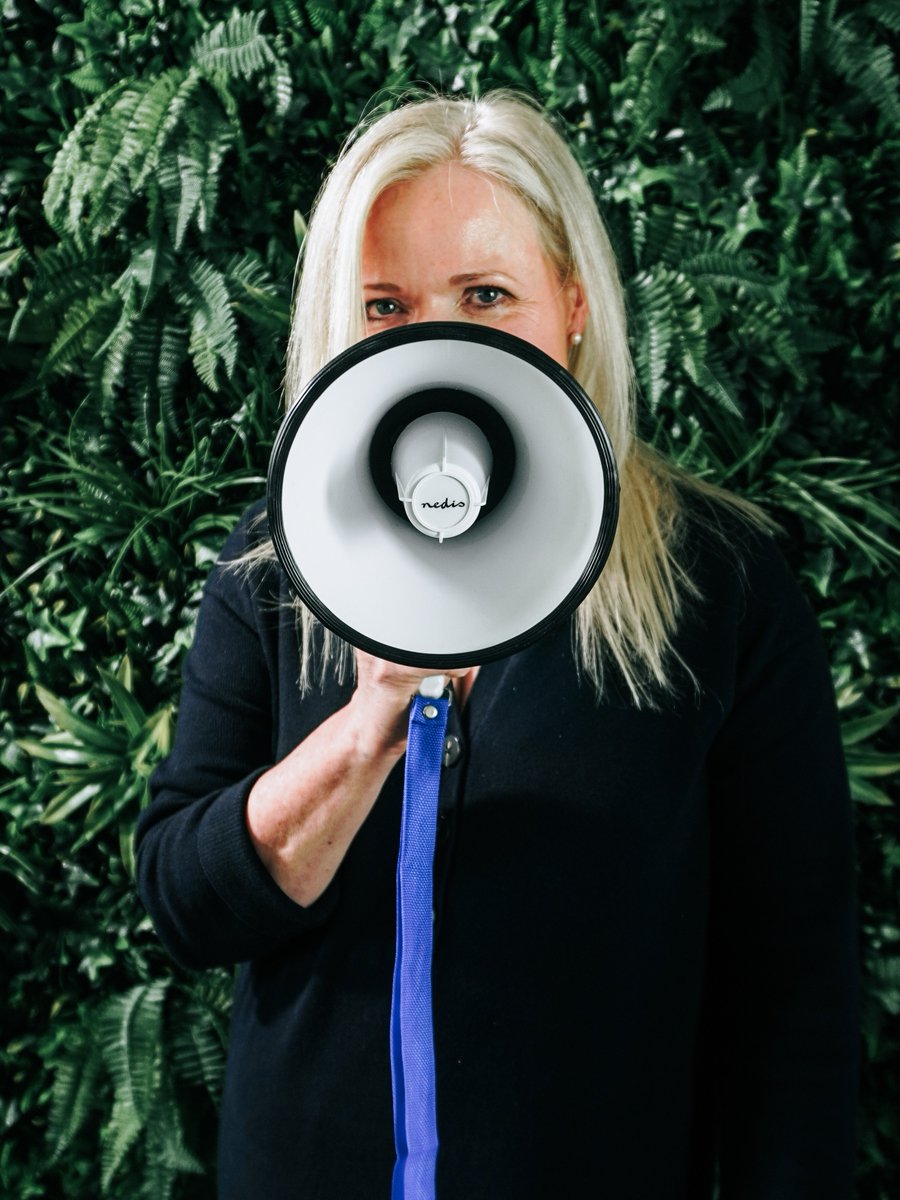 Liquid (@liquidpr) on Twitter photo We are delighted to share that our CEO and founder <a href="/LLuncoolJ/">Lis Lewis-Jones</a> will be a guest speaker at the <a href="/WiBAWestMids/">Women in Business Association</a> annual lunch 📣
Here, Lis will share inspirational insights into her PR career and her business 👏
Visit WiBA's Eventbrite to book 👉 bit.ly/4ekp8ek We are delighted to share that our CEO and founder <a href="/LLuncoolJ/">Lis Lewis-Jones</a> will be a guest speaker at the <a href="/WiBAWestMids/">Women in Business Association</a> annual lunch 📣
Here, Lis will share inspirational insights into her PR career and her business 👏
Visit WiBA's Eventbrite to book 👉 bit.ly/4ekp8ek
