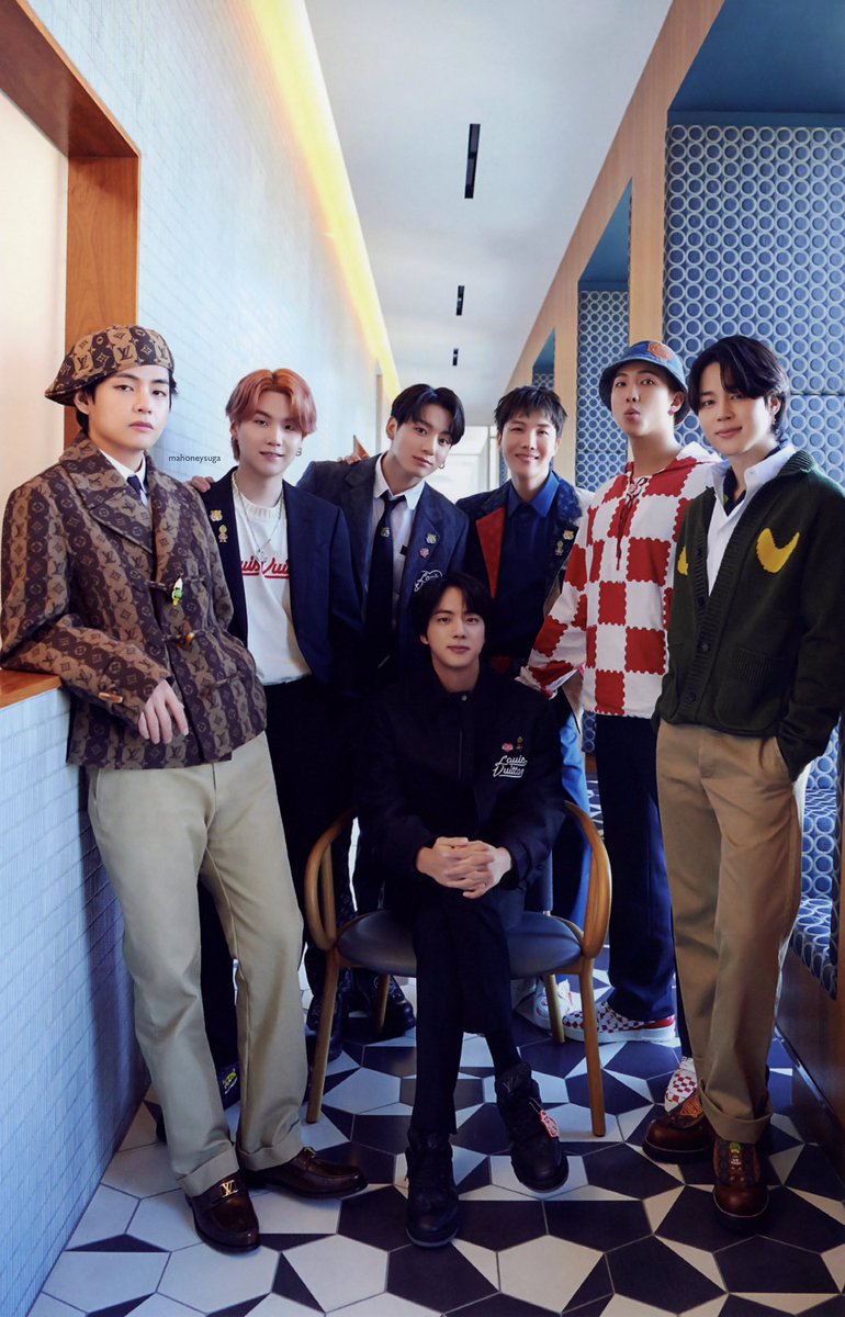 sevenrchive's tweet photo. BTS MEMBERS NOMINATIONS AT KOREA GRAND MUSIC AWARDS 2024!

KGMA Artists
🏆 Best 10 Artist: 
• V
• j-hope
• Jimin
• Jungkook
• RM

🏆 Best Hip Hop:
• j-hope 

KGMA Songs
🏆 Best 10 Songs: 
• V: ‘Slow Dancing’ 
• Jimin: ‘Who’
• j-hope: ‘I wonder’ with Jung Kook of BTS
• Jungkook: Seven (feat. Latto) 
• RM: ‘LOST!’

🏆 Best Hip Hop: 
• j-hope: Neuron (with Gaeko & YOON MIRAE)

KGMA Trend of The Year
🏆 Kpop Solo : 
• V
• Jimin
• Suga
• Jungkook
• j-hope

CONGRATULATIONS BTS!

All winners will receive physical trophies during the award ceremony!

voting links in thread👇