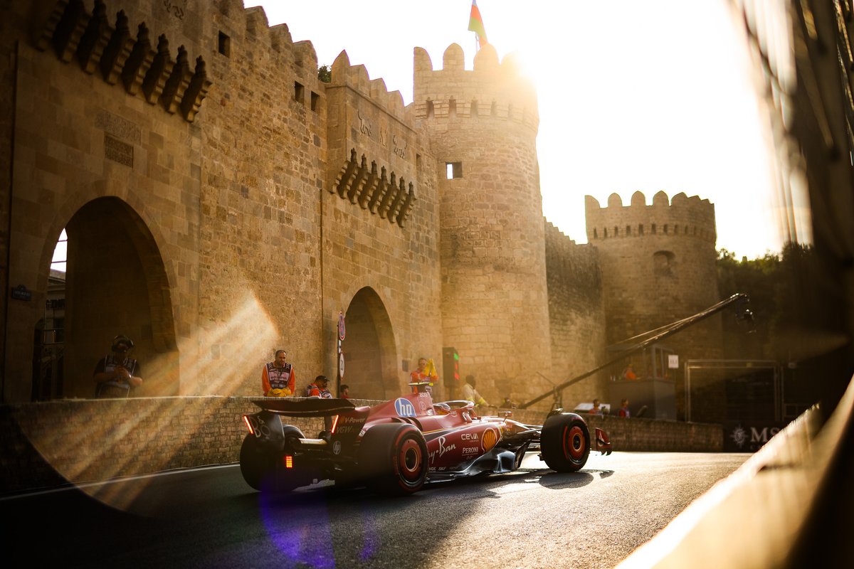 ScuderiaFerrari's tweet photo. Golden hour photo dump 📸

#AzerbaijanGP 🇦🇿 #F1 https://t.co/jPjzeLCmpt