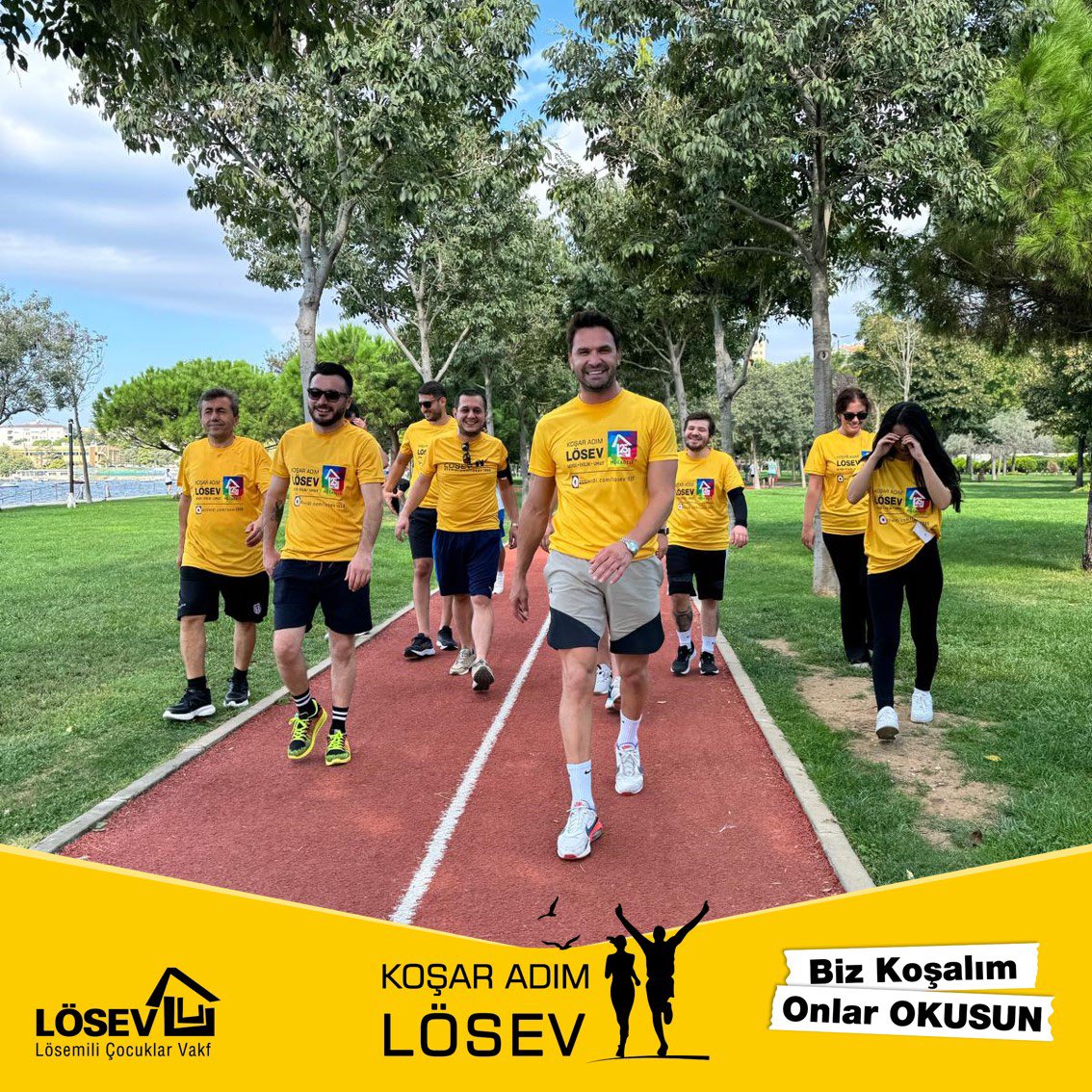 İstanbul Maratonu’nda lösemili çocuklarımızın eğitim bursu için koşuyoruz. 🏃‍♀️🏃‍♂️

Bugün gönüllülerimizle birlikte Kadıköy Caddebostan Sahil’de Koşar Adım LÖSEV antrenmanımızı gerçekleştirdik! 😊

Siz de bu iyiliğe ortak olmak ister misiniz?

#KoşarAdımLÖSEV <a href="/losev1998/">LÖSEV</a>