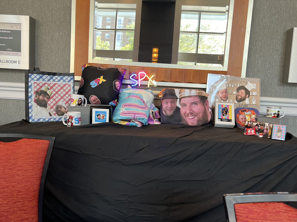 joemoc's tweet image. Exhibitors at @SPXcomics: come sit for an interview with Joe and Rusty and you will win a prize! A prize with Joe and Rusty’s heads upon it! We’re not sure why you’d want one but maybe you do!
