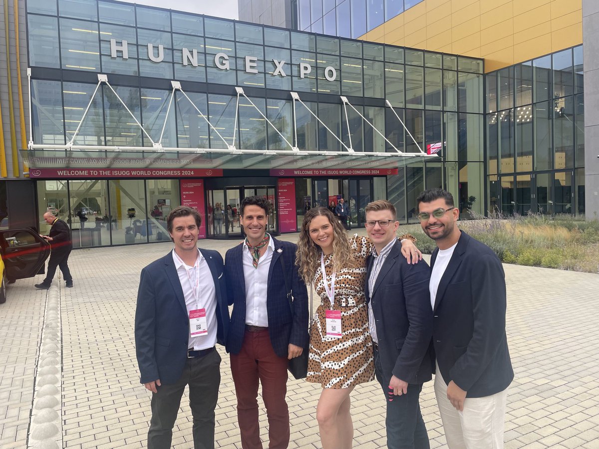 Old and new fellows ⁦<a href="/ISUOG/">ISUOG</a>⁩ Budapest World Congress - go team!⁦<a href="/MathewLeonardi/">Mathew Leonardi MD PhD 🏳️‍🌈</a>⁩ ⁦<a href="/JasonNMak/">Jason Mak</a>⁩ ⁦<a href="/AliUltrasound/">Ali Deslandes 💎</a>⁩