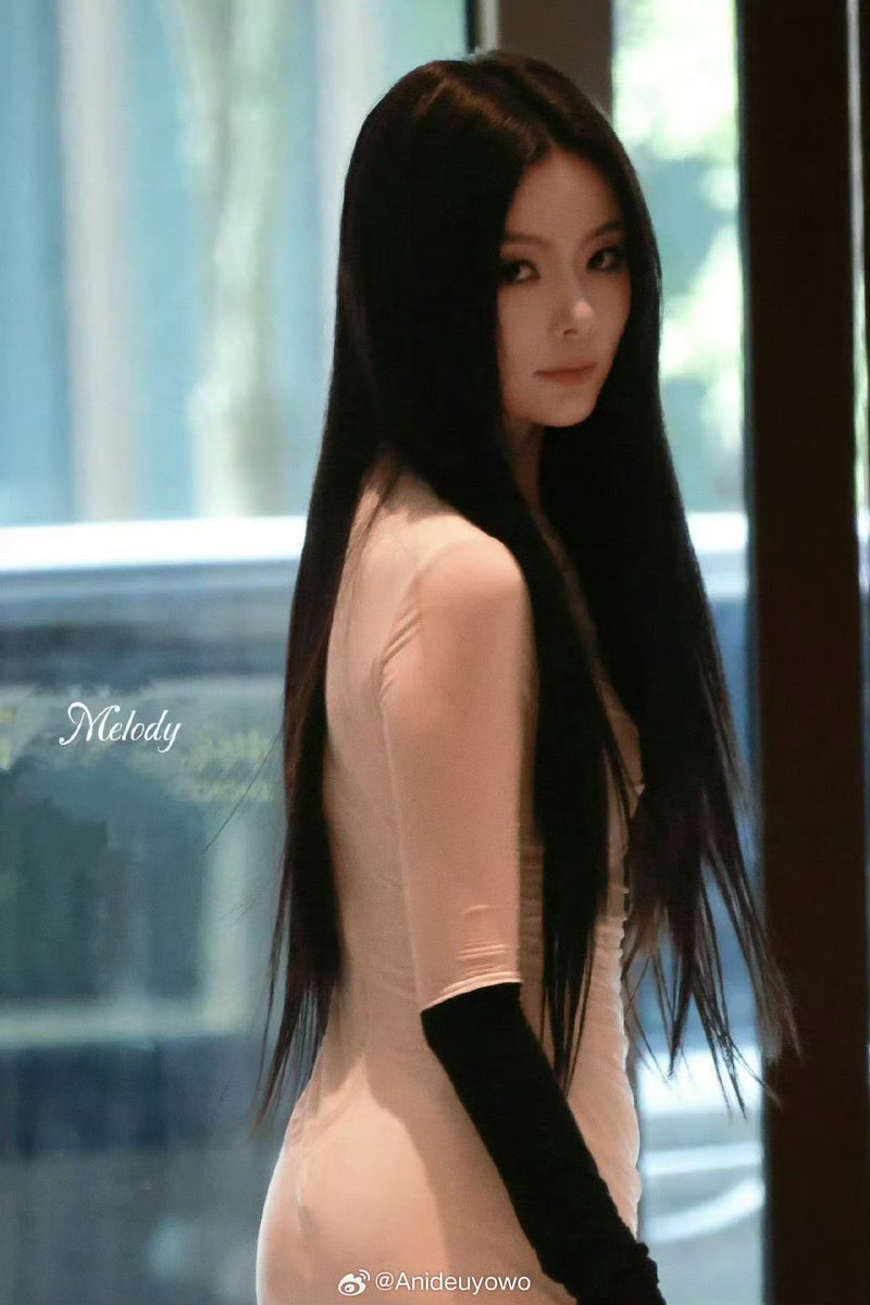 Candy_JOY1996's tweet photo. น้องจั๋วเสวียนความสวยสร้างเรื่องอีกละ HSอันดับ1เพราะลุคนี้เลยค่ะ  มันเริ่ด มันปัง✨💅🏻 https://t.co/ctwoqxX5sK