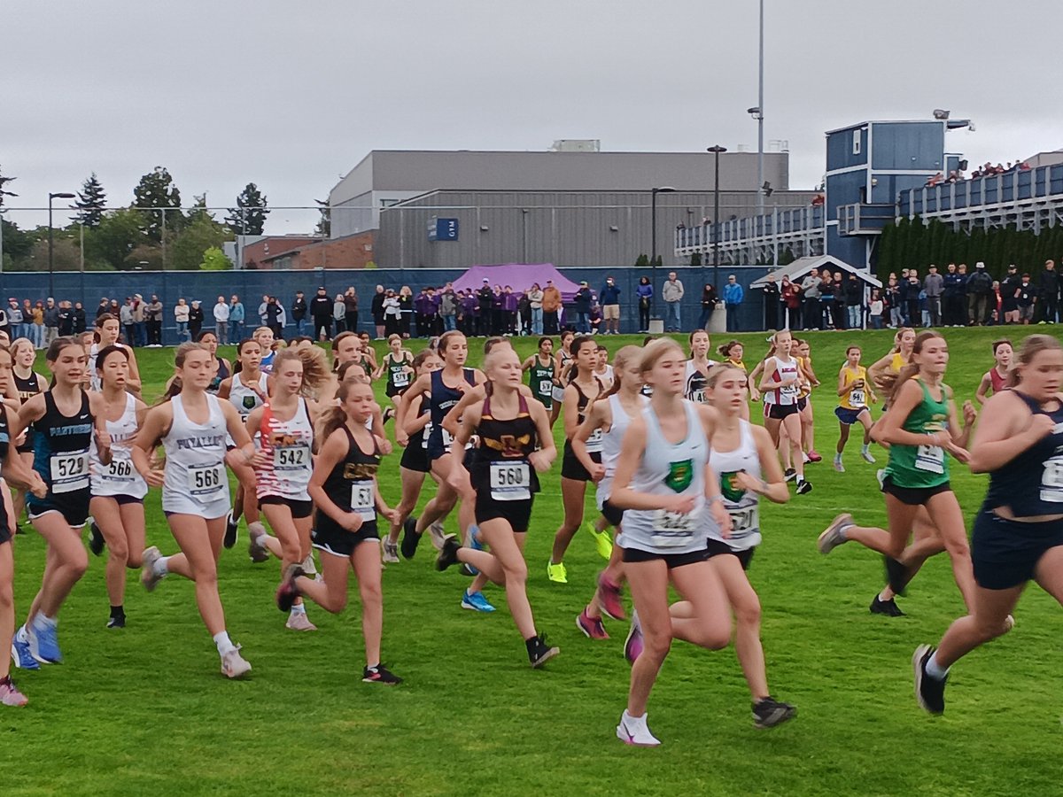 And we're off! The 2024 XC season is underway. #GoLions